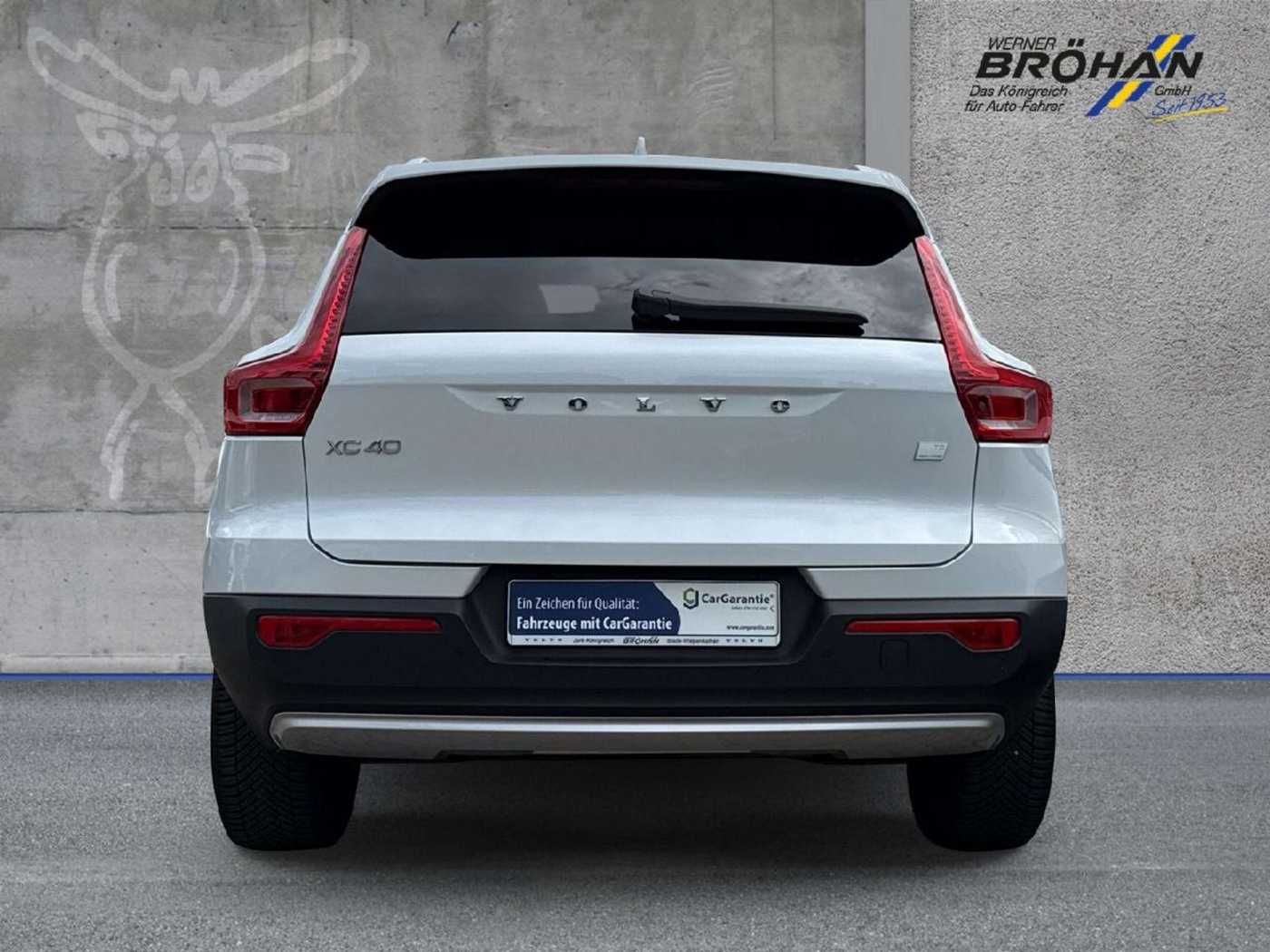 Volvo  Inscription Recharge Plug-In Hybrid 2WD