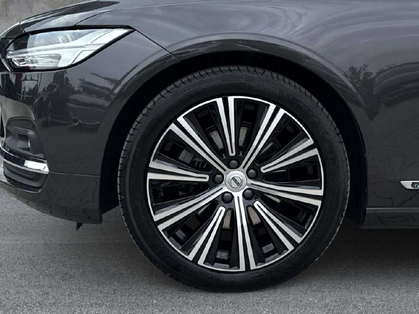 Volvo  Ultimate Bright