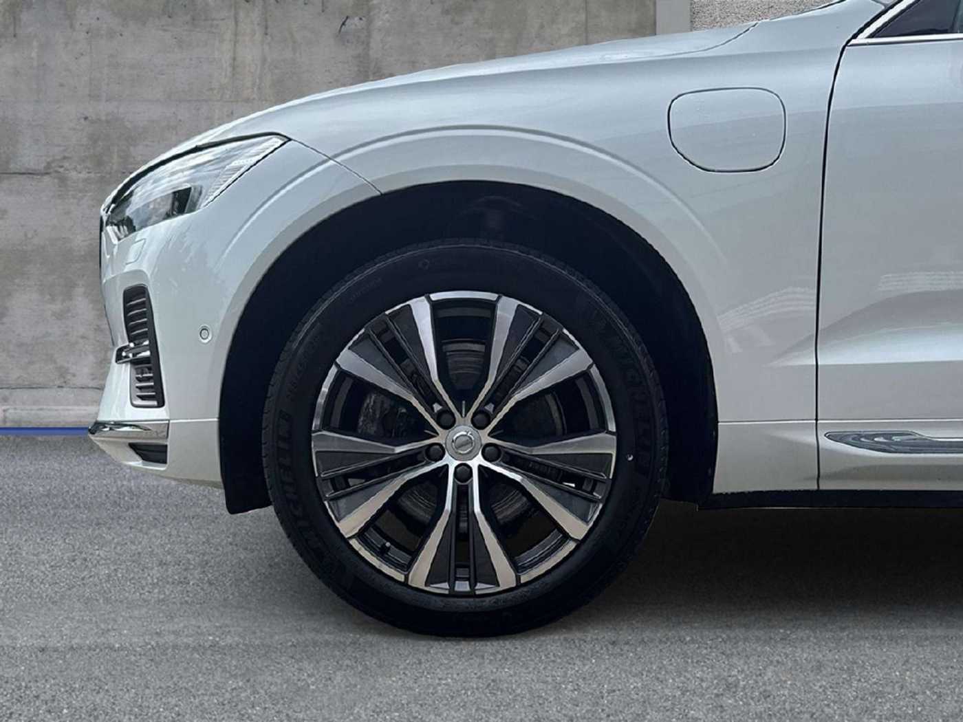 Volvo  Inscription Recharge Plug-In Hybrid AWD