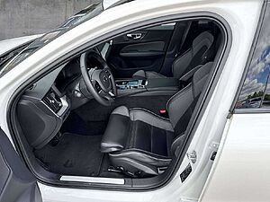 Volvo  Plus Dark T6 AWD Plug-In Hybrid