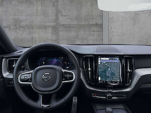 Volvo  R Design 2WD