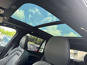Volvo  Ultimate Dark Recharge Plug-In Hybrid AWD
