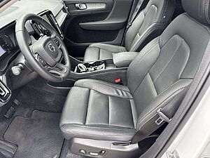 Volvo  Inscription Recharge Plug-In Hybrid 2WD