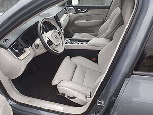 Volvo  T8 AWD Ultimate Dark Plug-In Hybrid