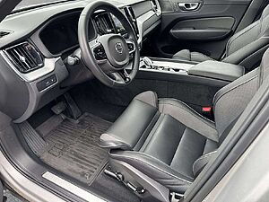 Volvo  T6 AWD R-Design Recharge Plug-In Hybrid