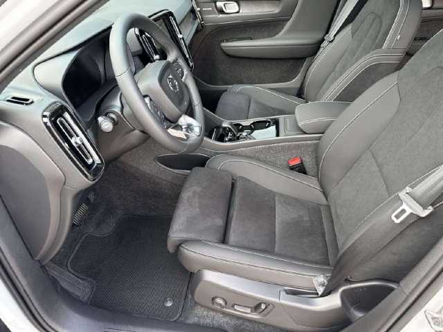 Volvo  Ultimate Recharge Pure Electric AWD