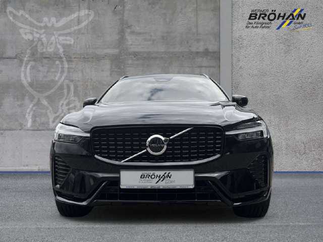 Volvo  Plus B4 Mild-Hybrid Diesel Dark