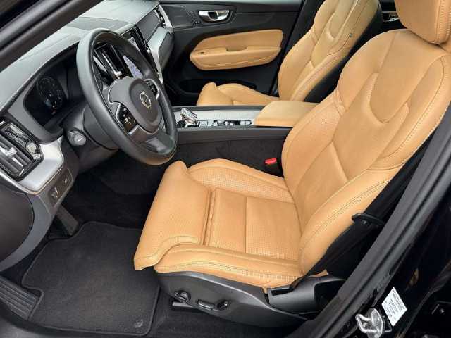 Volvo  Inscription AWD
