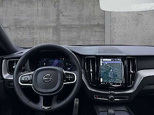 Volvo  R Design 2WD