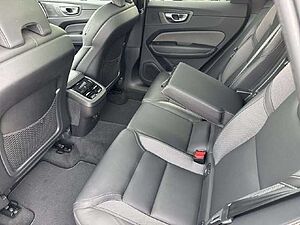 Volvo  R Design 2WD