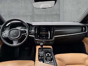 Volvo  T5 AWD