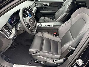 Volvo  Plus Dark