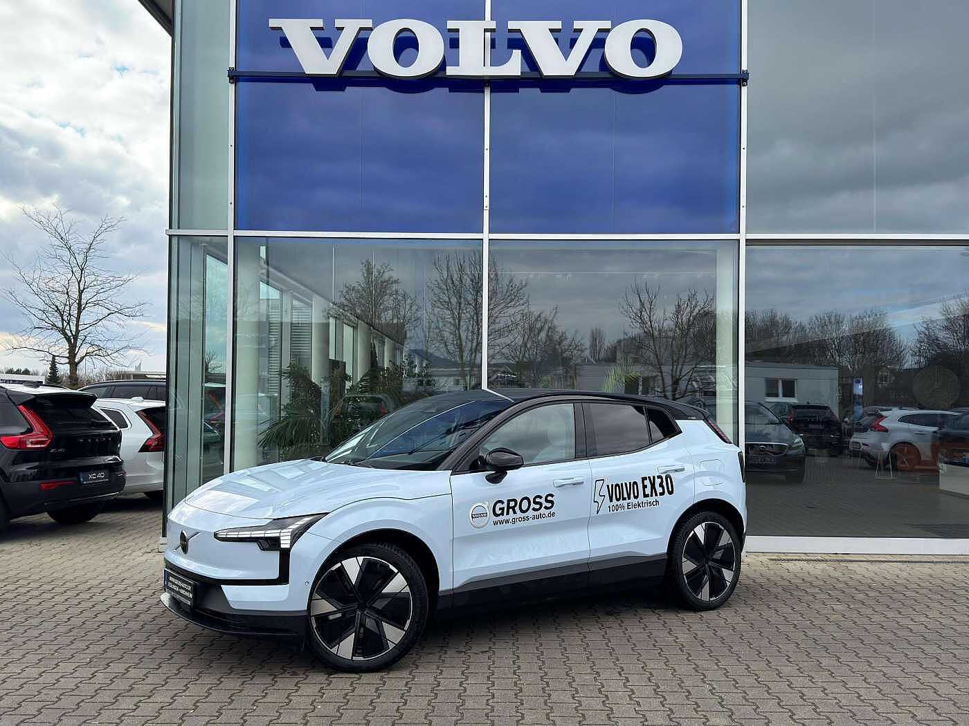 Volvo  Ultra Twin Motor Performance AWD