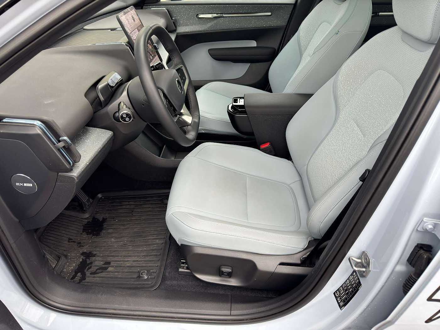 Volvo  Ultra Twin Motor Performance AWD