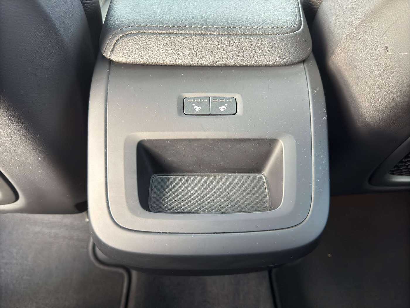 Volvo  Inscription AWD