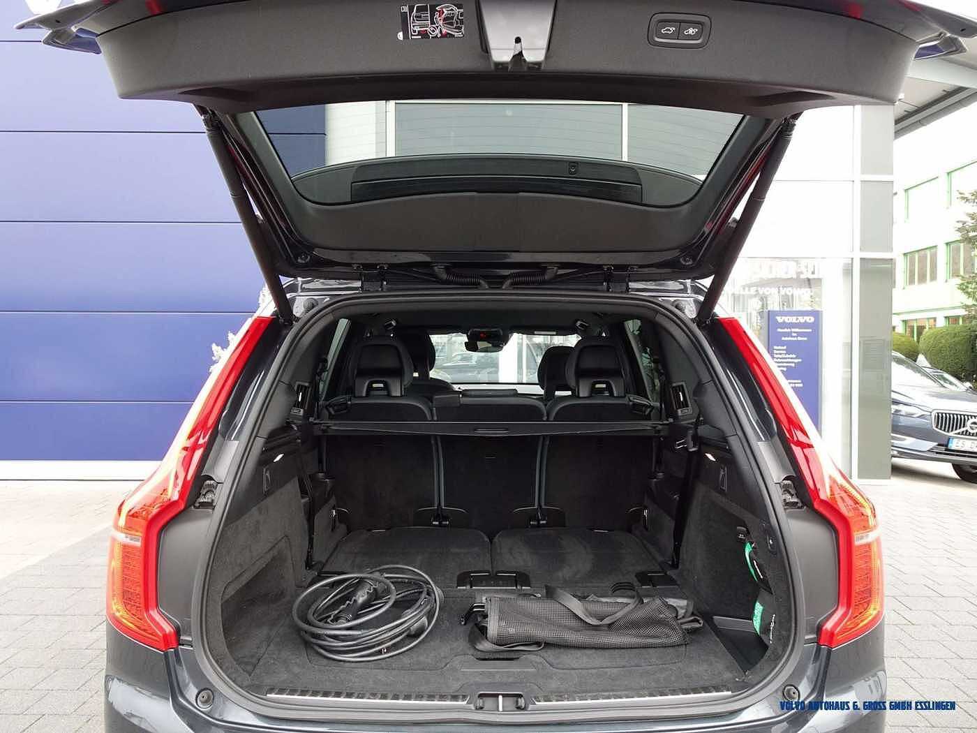 Volvo  T8 AWD Recharge Geartronic R-Design Expression