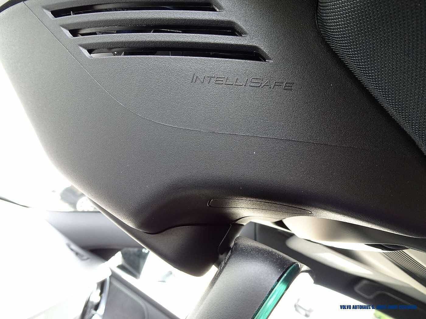 Volvo  T6 AWD Recharge Geartronic R-Design