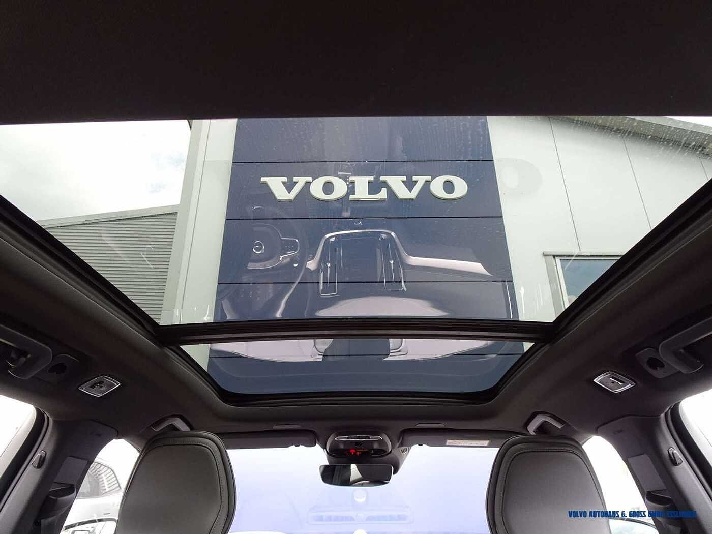 Volvo  T8 AWD Recharge Geartronic R-Design
