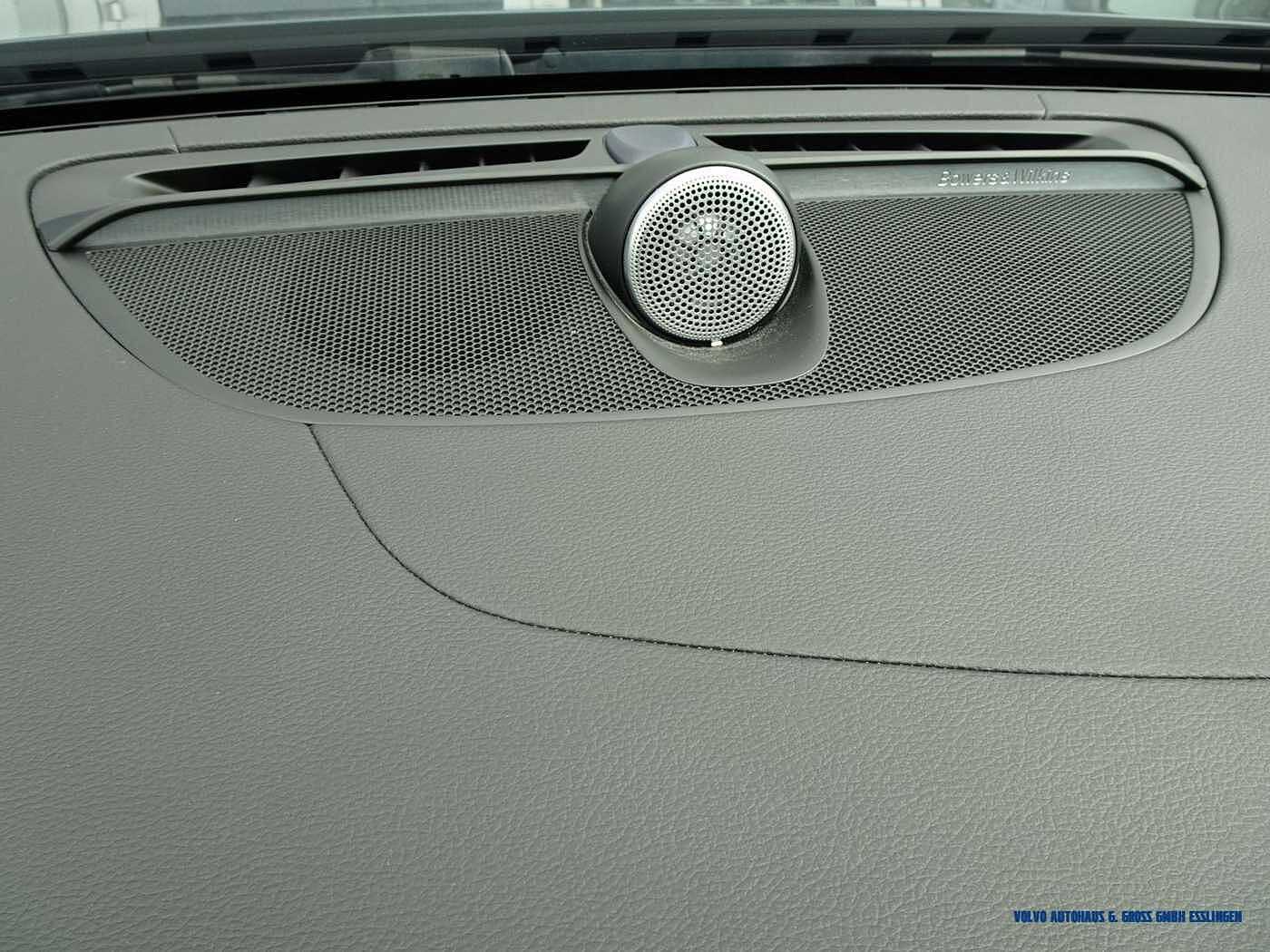 Volvo  T8 AWD Recharge Geartronic R-Design