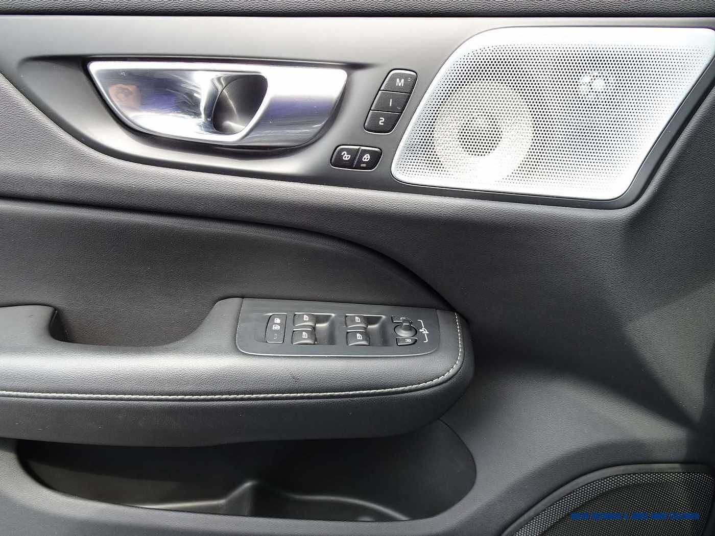 Volvo  T8 AWD Recharge Geartronic R-Design