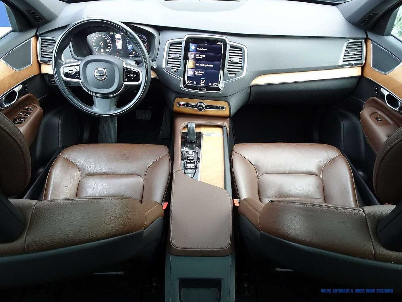 Volvo  B5 AWD Geartronic Momentum Pro