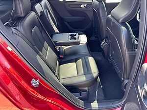 Volvo  P8 R Design Recharge Pure Electric AWD