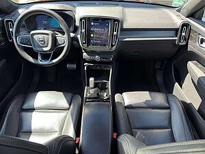 Volvo  P8 R Design Recharge Pure Electric AWD