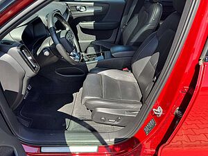 Volvo  P8 R Design Recharge Pure Electric AWD