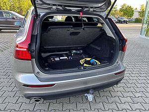 Volvo  T6 Twin Engine AWD Geartronic Momentum Pro