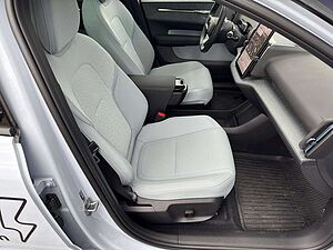 Volvo  Ultra Twin Motor Performance AWD