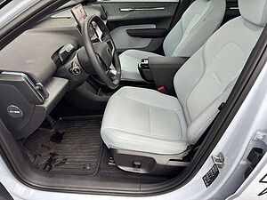 Volvo  Ultra Twin Motor Performance AWD