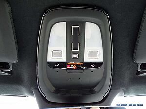 Volvo  T8 AWD Ultra Dark 7-Sitzer