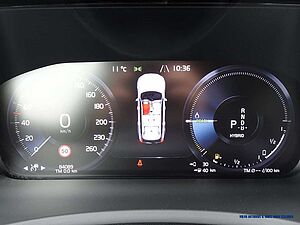 Volvo  T8 AWD Recharge Geartronic R-Design Expression
