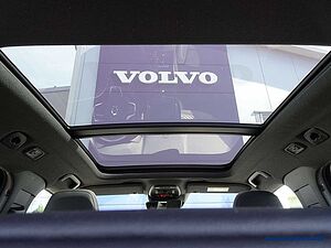 Volvo  D4 AWD Geartronic R-Design