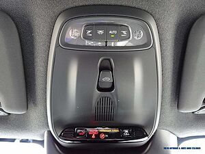 Volvo  D4 AWD Geartronic R-Design