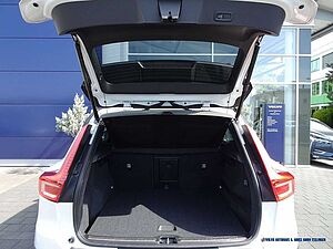 Volvo  D4 AWD Geartronic R-Design