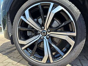 Volvo  T6 R-Design Recharge AWD
