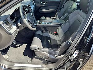 Volvo  T6 R-Design Recharge AWD
