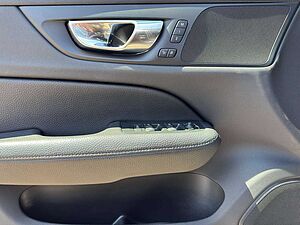 Volvo  T8 Inscription Recharge AWD