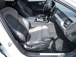 Volvo  T6 AWD Recharge Geartronic R-Design