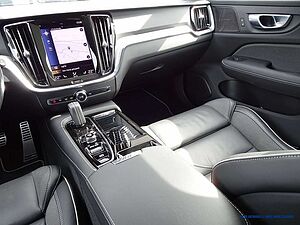 Volvo  T6 AWD Recharge Geartronic R-Design
