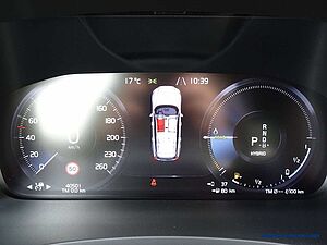 Volvo  T6 AWD Recharge Geartronic R-Design