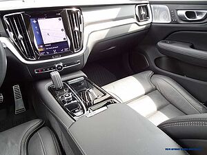 Volvo  T8 AWD Recharge Geartronic R-Design