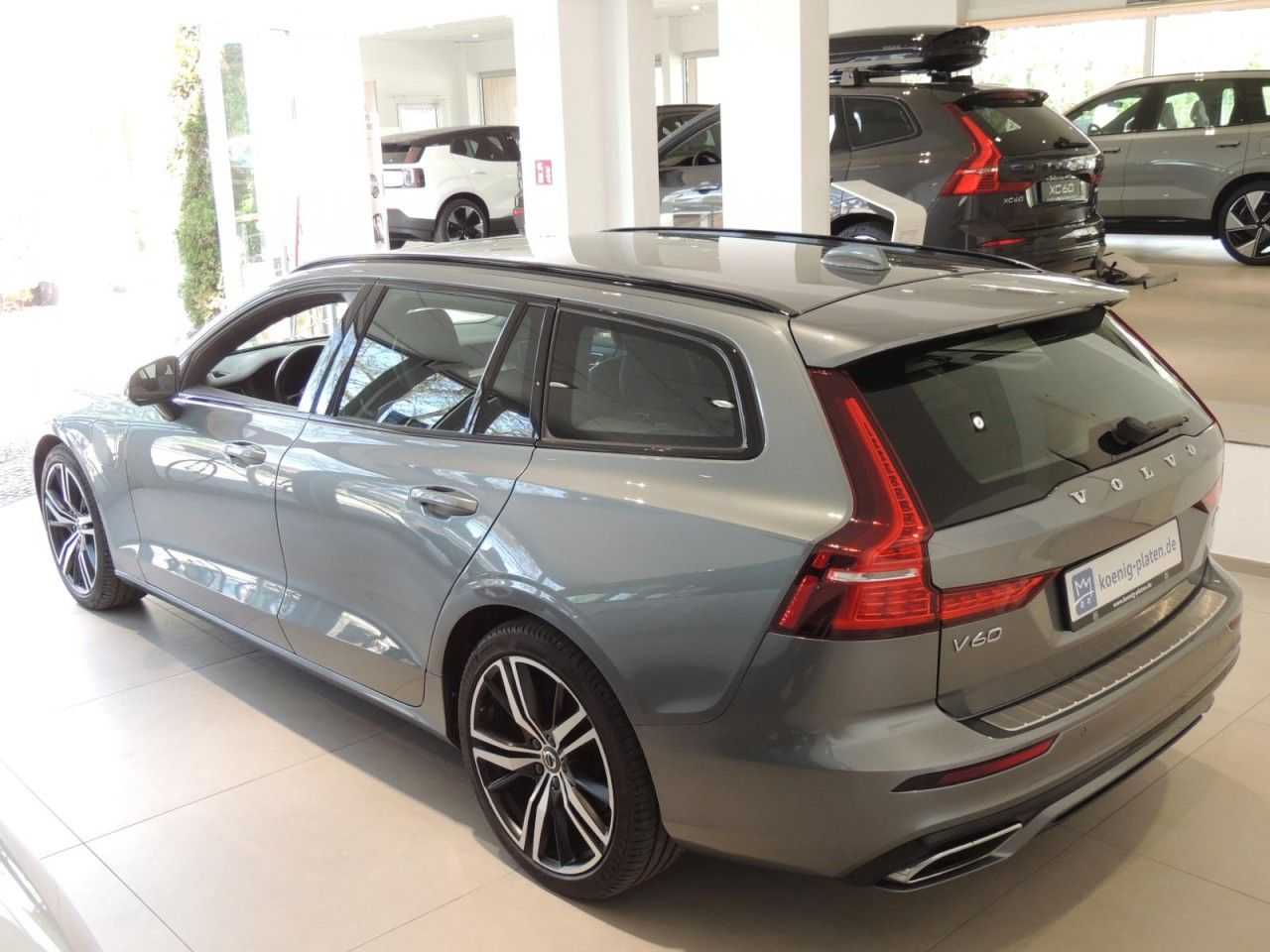 Volvo  Recharge T6 AWD R-Design Klima Navi