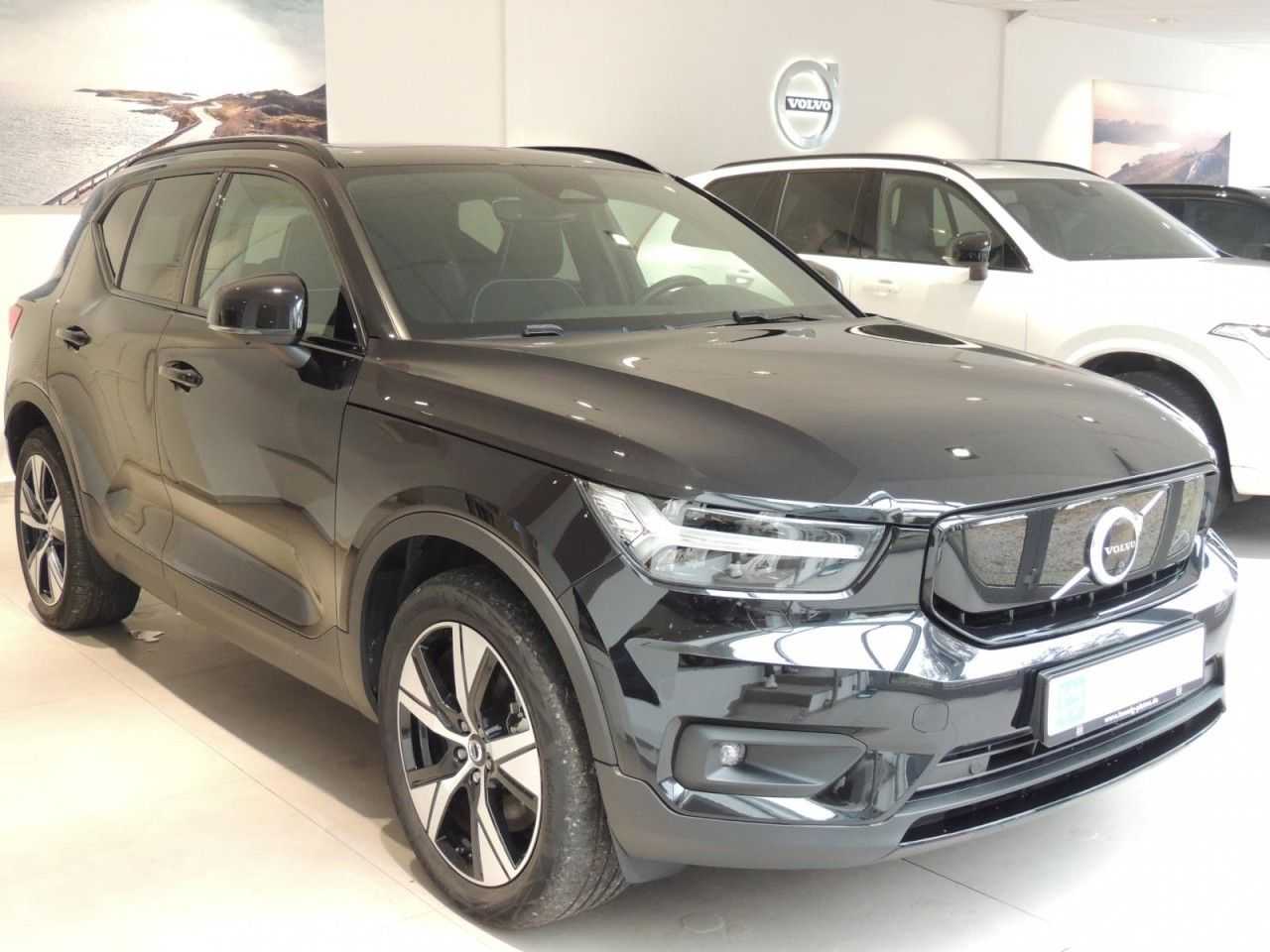 Volvo  Recharge P8 TwinMotor AWD R-Design Klima