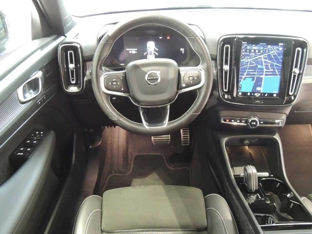 Volvo  Recharge P8 TwinMotor AWD R-Design Klima