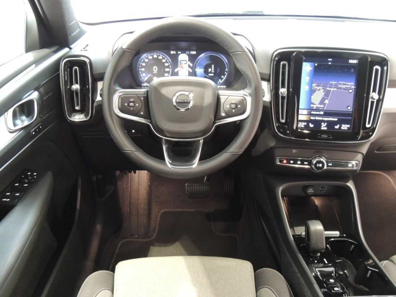 Volvo  Recharge T4 Plus Dark Klima Navi