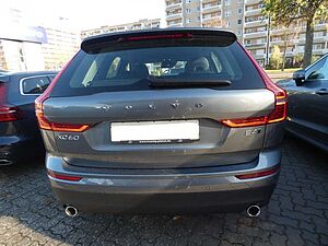 Volvo  B4 (Diesel) AWD Momentum Pro (EURO 6d-TEMP)