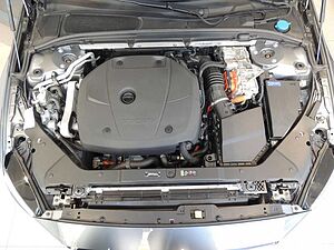 Volvo  Recharge T6 AWD R-Design Klima Navi