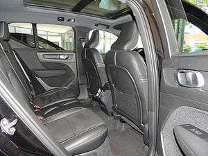 Volvo  B4 R-Design Klima Navi Rückfahrkamera